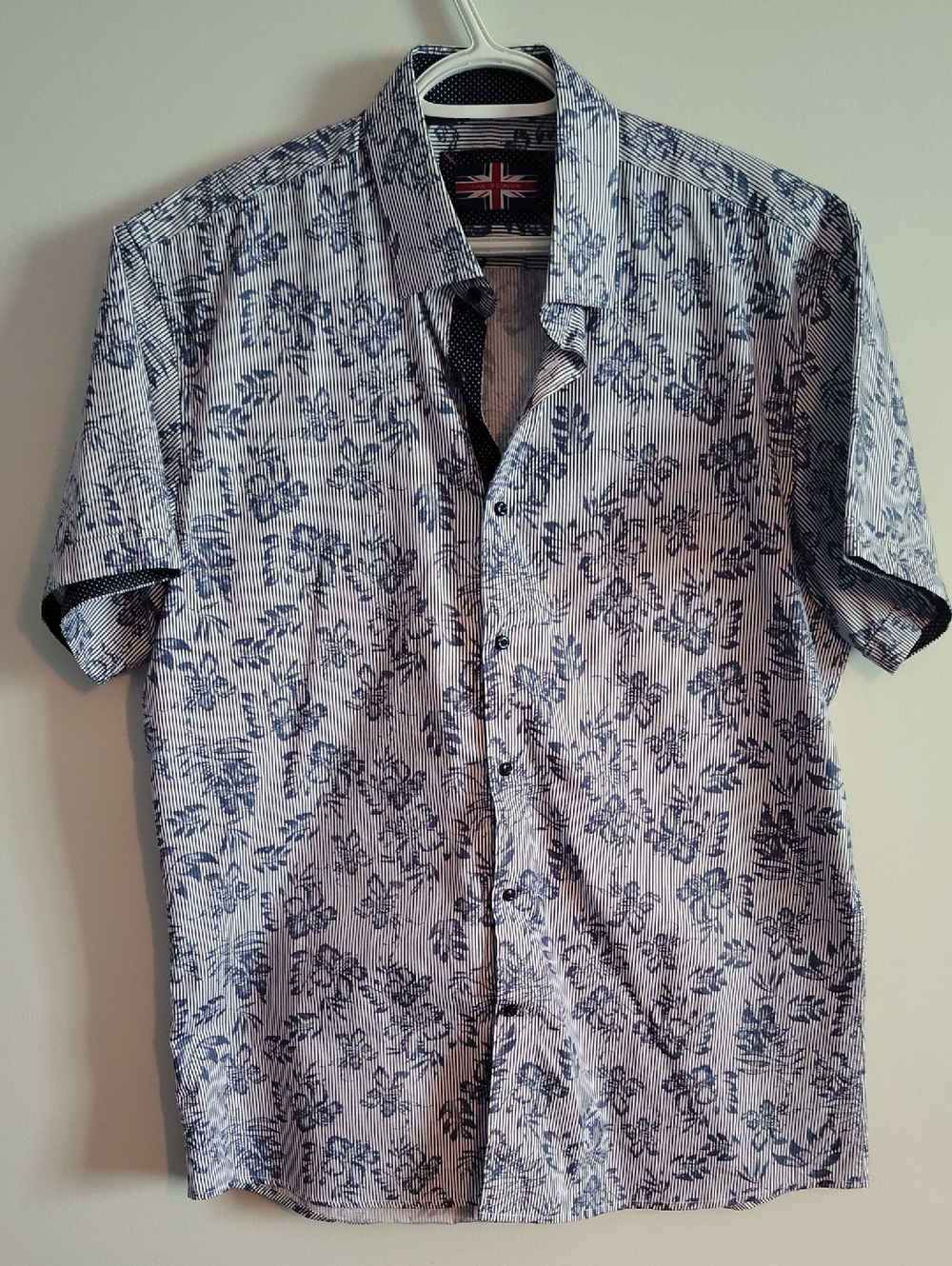 Soul Of London Men's Short Sleeve Blue Floral Button-Up Shirt